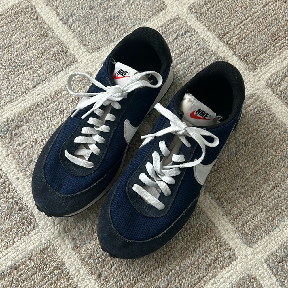 Nike waffle trainer